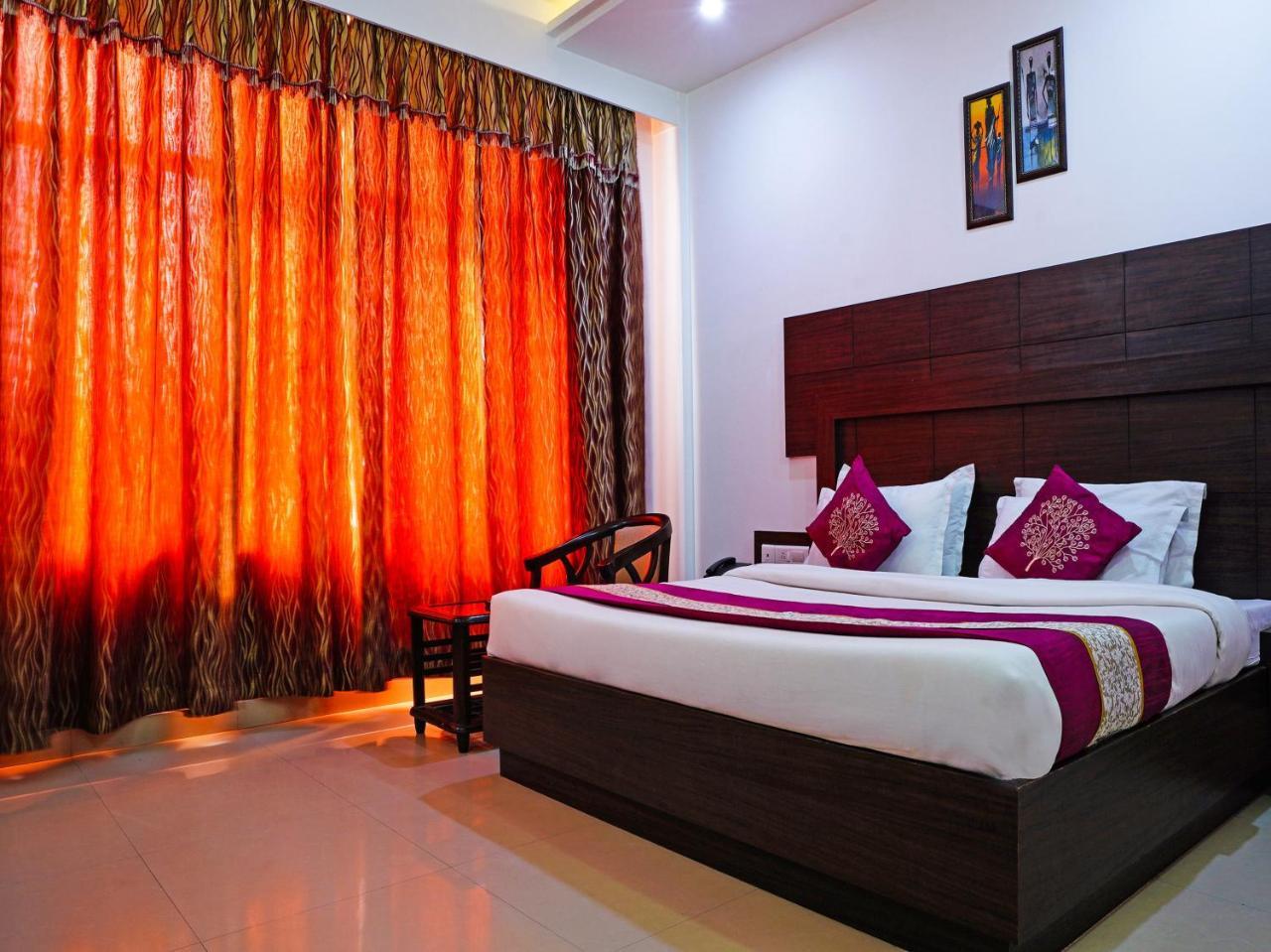 Madhu Resort Agra  Exterior photo