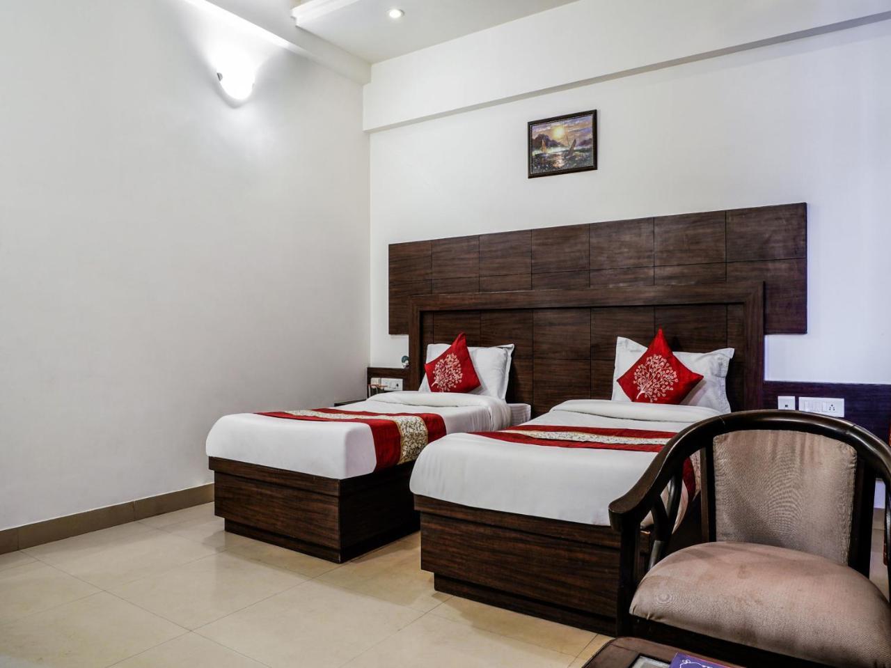 Madhu Resort Agra  Exterior photo